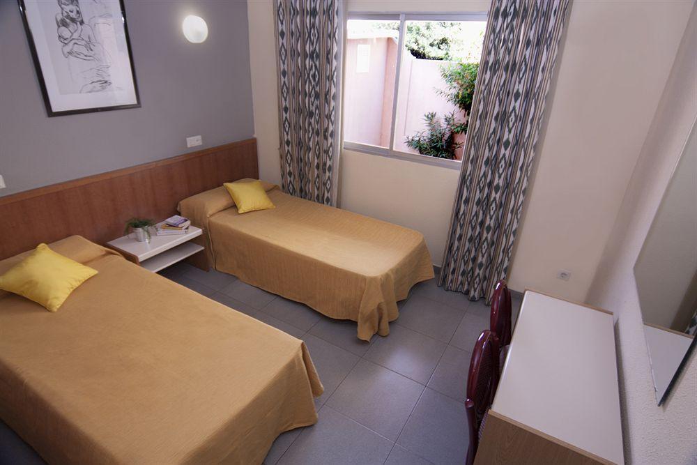 Martinez Apartments Пальманова Екстер'єр фото